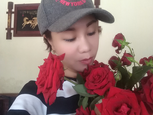 美女与玫瑰